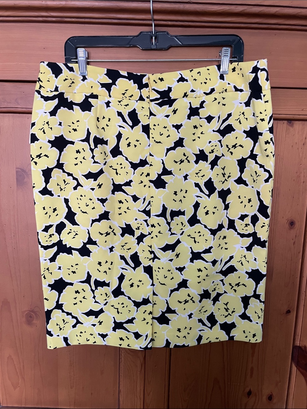 Nine West Black Pencil Skirt with Yellow Floral Print - Picture 3 of 5